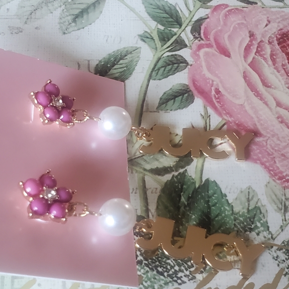 Juicy Couture 🌸 Earrings - Picture 4 of 7